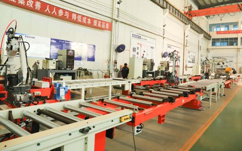 工业叉车内中门架生产线