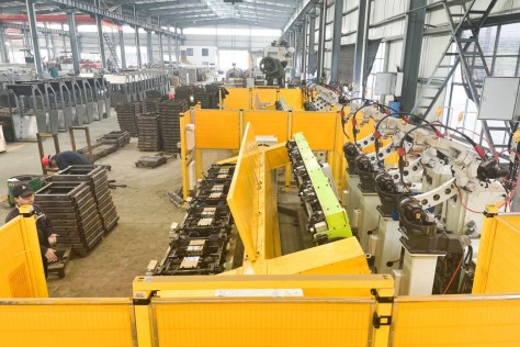 升降机框架机器人焊接系统