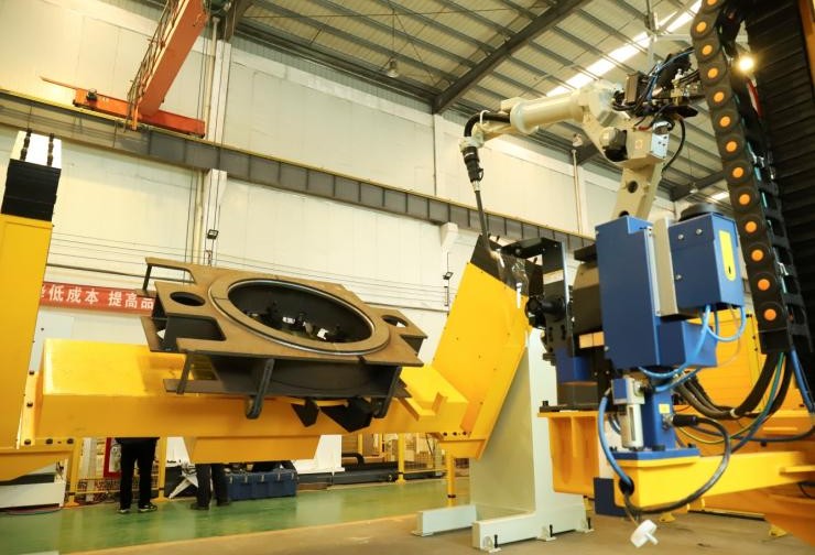 塔机——上下支座机器人焊接生产线