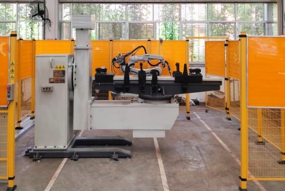 挖掘机——挖斗机器人焊接系统