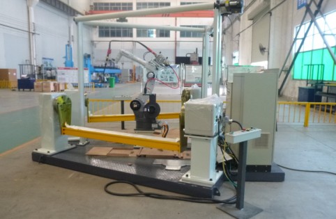 汽车消声器机器人焊接系统